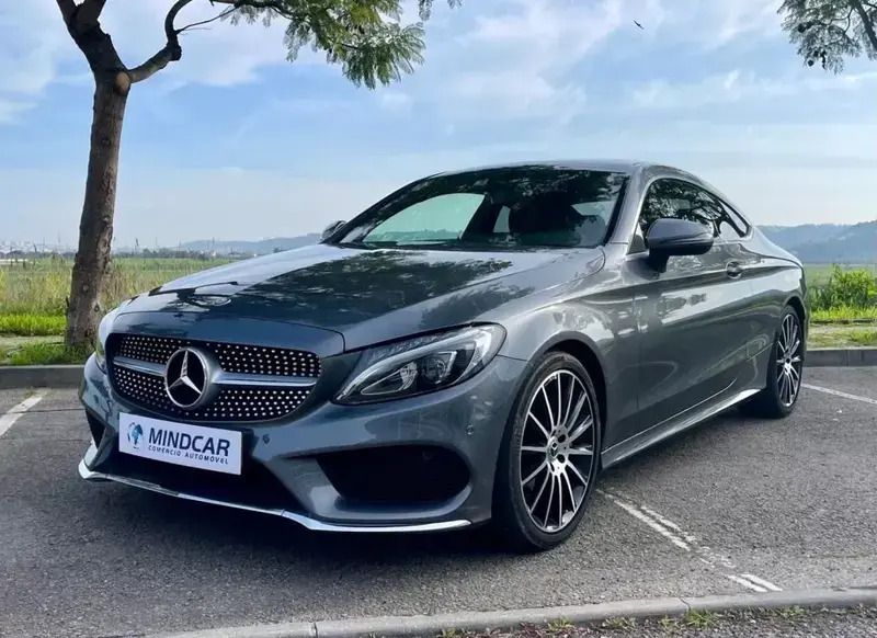 Cinzento Usado 2017 Mercedes C220 Coupé | € 32.500 (Preço elevado) - Imagem 1/4