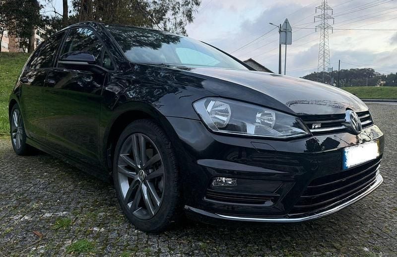 Usado 2015 VW Golf VII R-line Sedan | € 14.950 (Preço justo) - Imagem 1/4