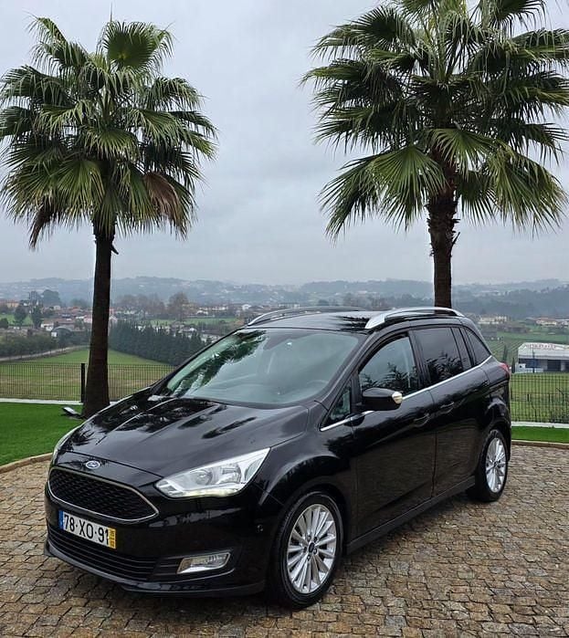 Usado Ford Grand C-Max 120 HP (88 kW) 2015 Monovolume