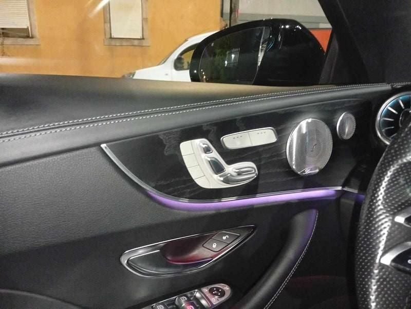 Usado Mercedes E220 194 HP (142 kW) 2020 Cinzento Cabrios