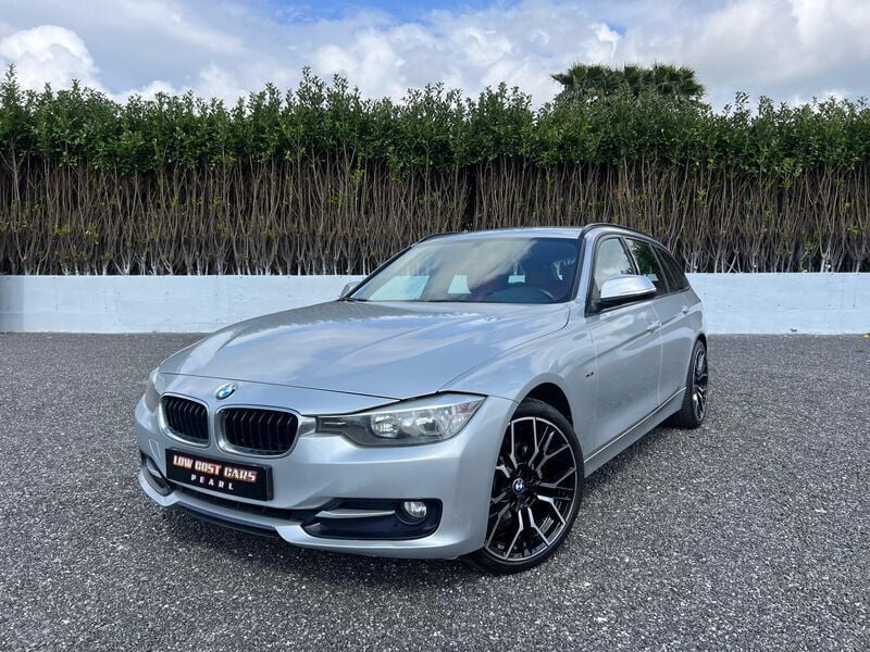 Cinza Usado 2013 BMW 320 Sport Line Carrinha | € 17.500 (Preço elevado) - Imagem 1/4