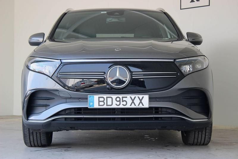 Usado Mercedes EQA250+ AMG line 139 kW (190 HP) 2023 Cinza SUV