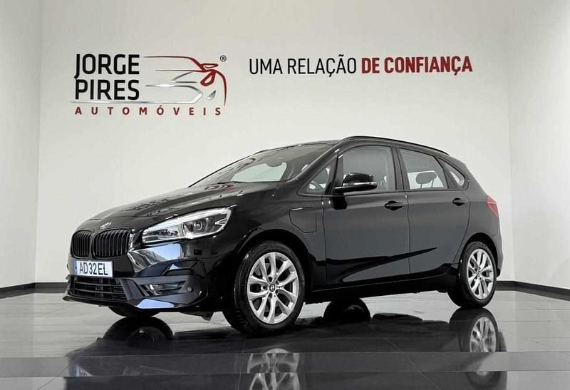 Preto Usado 2020 BMW 225 Carrinha | € 19.990 - Imagem 1/4
