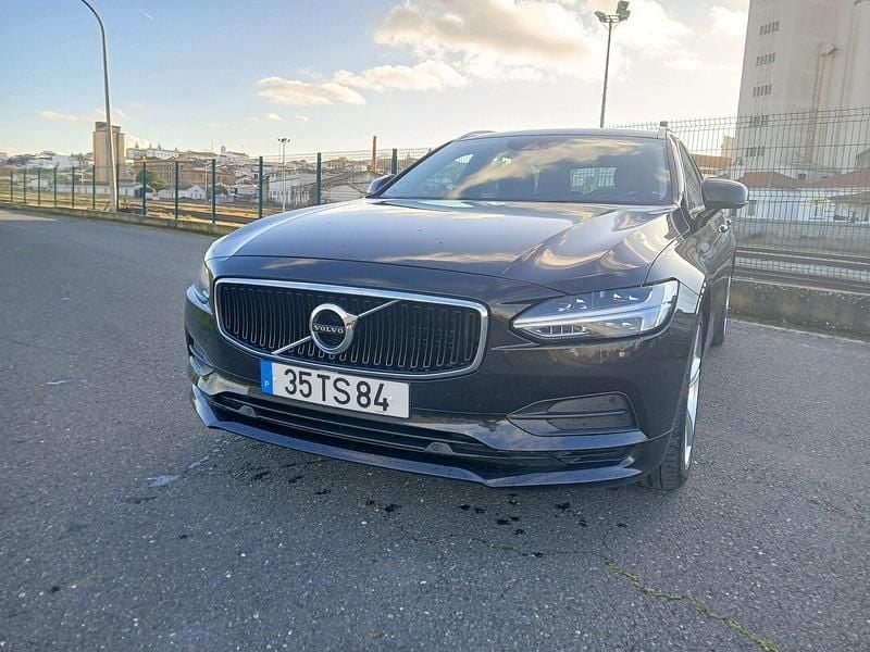 Usado Volvo V90 Inscription 190 HP (139 kW) 2017 Preto Carrinha