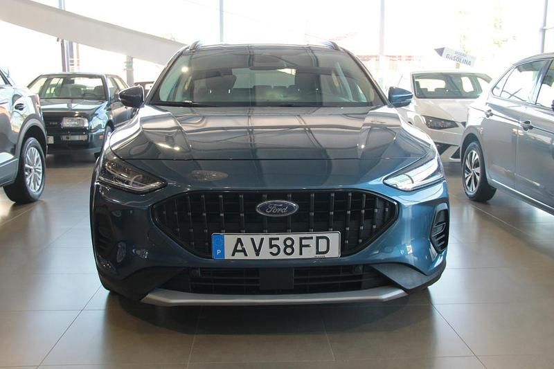 Azul Usado 2022 Ford Focus | € 18.000 (Bom preço) - Imagem 1/4