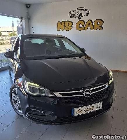 Preto Usado 2018 Opel Astra Edition Citadino | € 12.850 (Preço justo) - Imagem 1/1