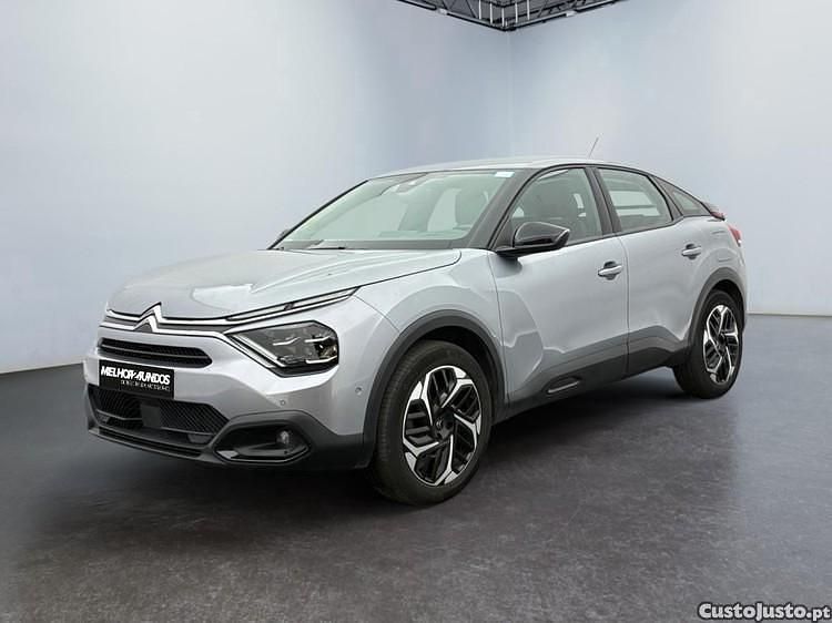 Usado Citroën C4 Feel 131 HP (96 kW) 2022 Cinza SUV
