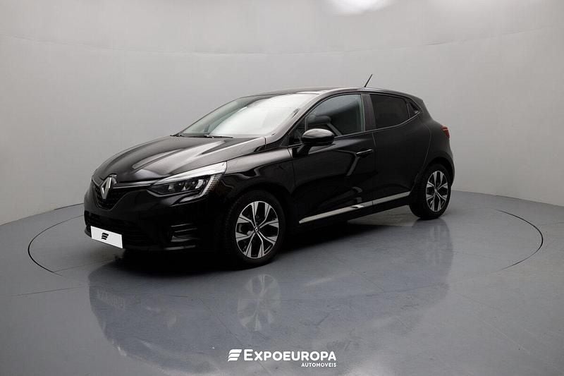 Usado Renault Clio V Evolution 91 HP (66 kW) 2023 Preto Sedan