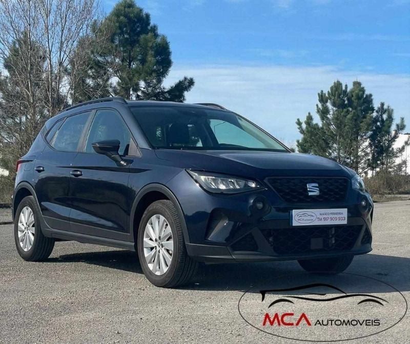 Azul Usado 2022 Seat Arona Style SUV | € 17.490 (Preço justo) - Imagem 1/4