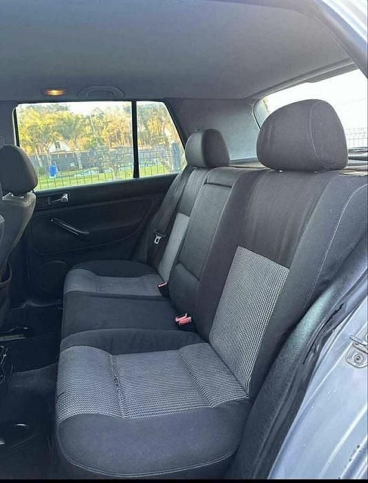 Usado VW Golf IV 110 HP (80 kW) 1998 Citadino