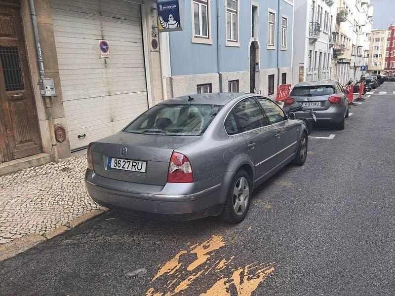 Usado VW Passat 130 HP (95 kW) 2001 Sedan