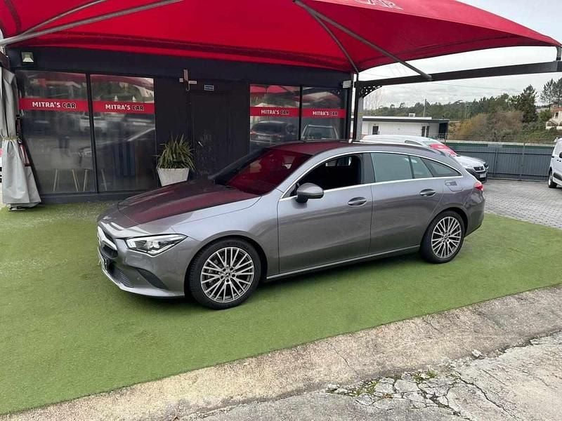 Cinzento Usado 2020 Mercedes CLA180 Sedan | € 24.950 (Bom preço) - Imagem 1/4