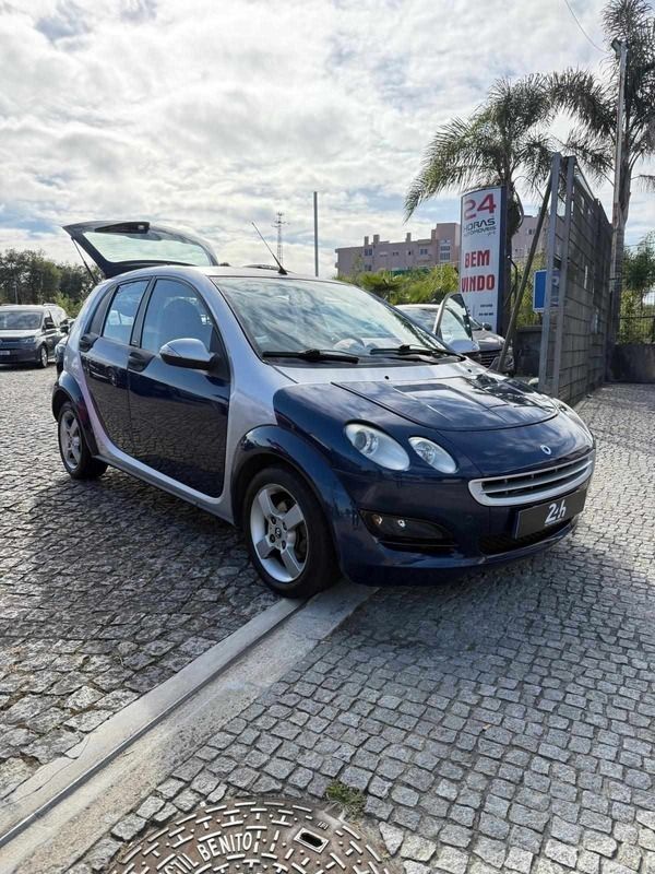 Azul Usado 2005 Smart ForFour Passion | € 4.750 - Imagem 1/4