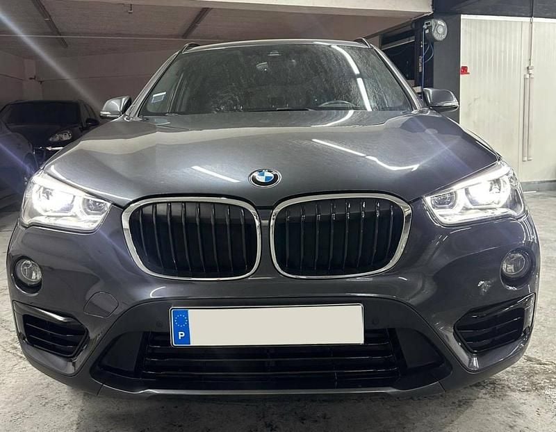 Usado BMW X1 150 HP (110 kW) 2018 Cinzento SUV