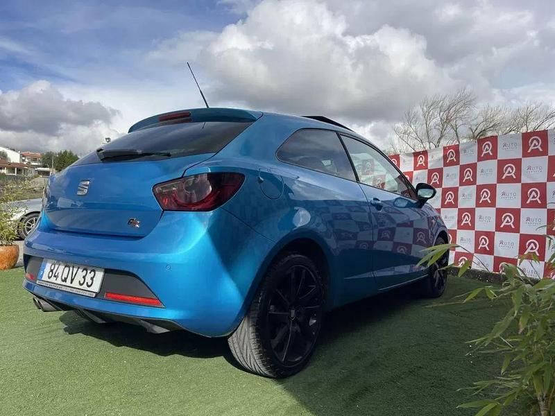 Usado Seat Ibiza 95 HP (69 kW) 2016 Azul