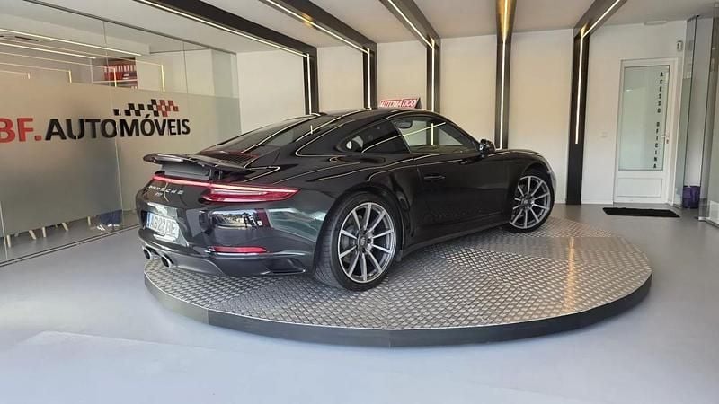 Usado Porsche 991 370 HP (272 kW) 2016 Preto