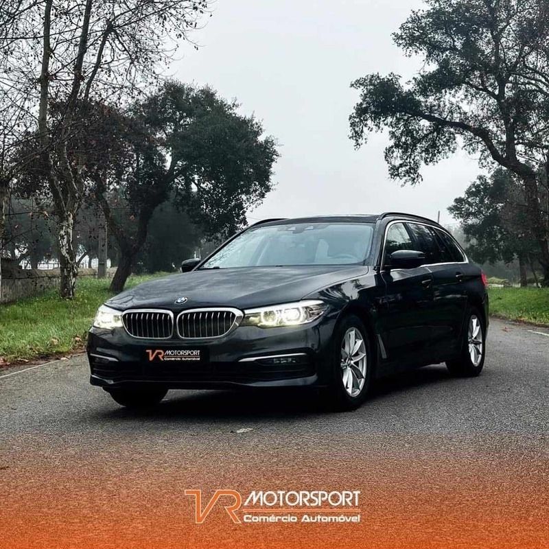 Cinzento Usado 2019 BMW 520 Carrinha | € 30.750 (Super Preço) - Imagem 1/4