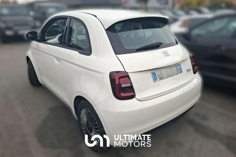 Usado Fiat 500e Icon 86 kW (118 HP) 2022 Branco Citadino