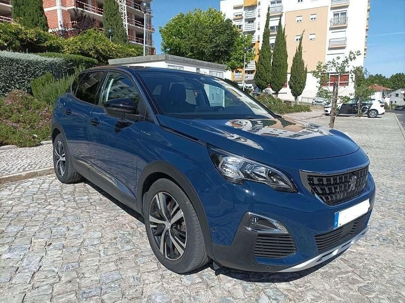 Usado Peugeot 3008 225 HP (165 kW) 2020 Sedan