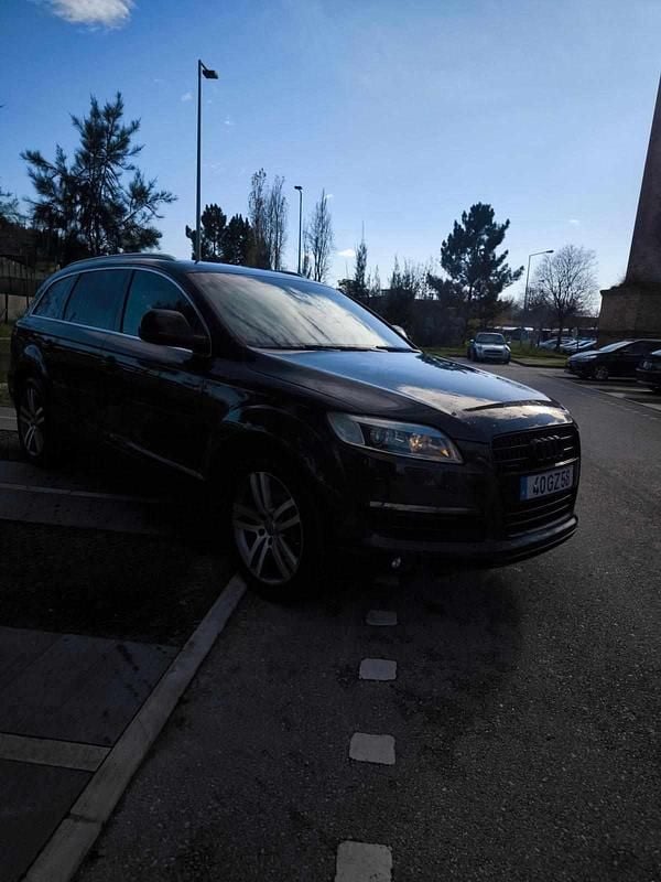 Usado Audi Q7 239 HP (175 kW) 2008 Preto SUV