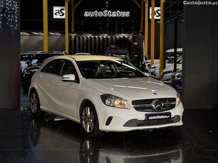 Branco Usado 2016 Mercedes A180 Urban | € 15.990 (Preço justo) - Imagem 1/1