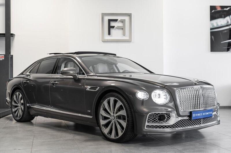 Cinzento Usado 2022 Bentley Flying Spur Sedan | € 228.000 - Imagem 1/4