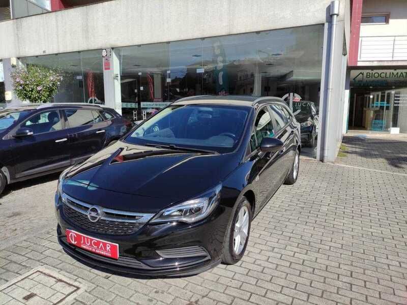 Pretofarois diurnos Usado 2017 Opel Astra Innovation Carrinha | € 13.900 (Caro) - Imagem 1/4