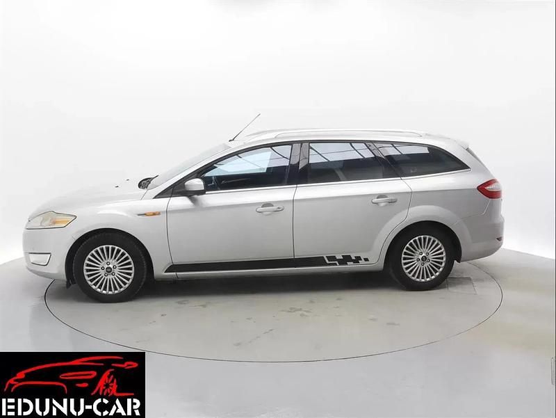 Usado Ford Mondeo Titanium 125 HP (91 kW) 2010 Cinza prata Carrinha