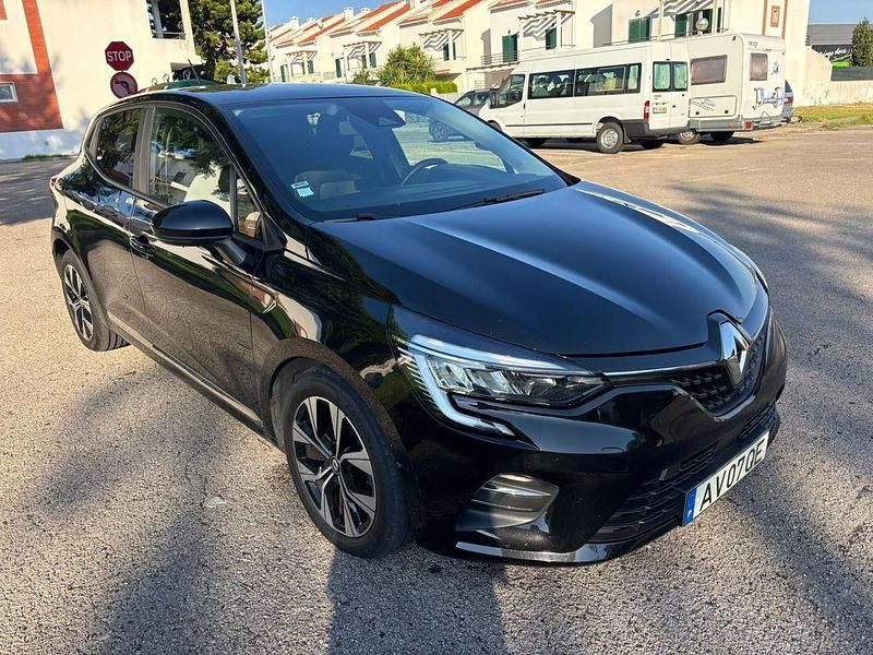 Usado Renault Clio V Evolution 100 HP (73 kW) 2023 Preto
