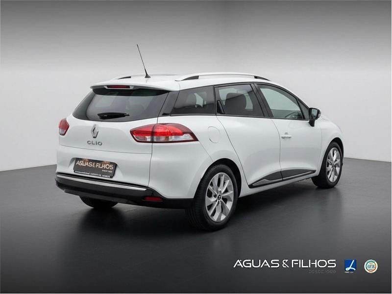 Usado Renault Clio GrandTour LIMITED 90 HP (66 kW) 2018 Branco Carrinha