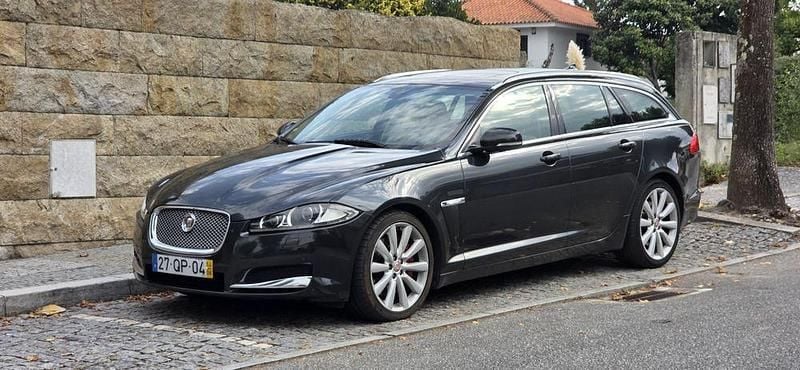 Usado 2014 Jaguar XF Sportbrake S Carrinha | € 21.000 - Imagem 1/4