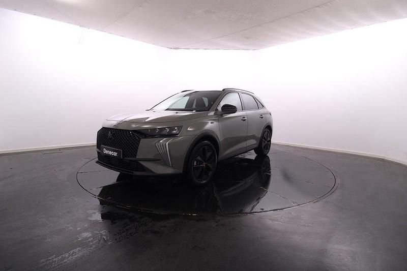 Cinzento Usado 2023 DS Automobiles DS7 Crossback SUV | € 37.950 (Preço elevado) - Imagem 1/4