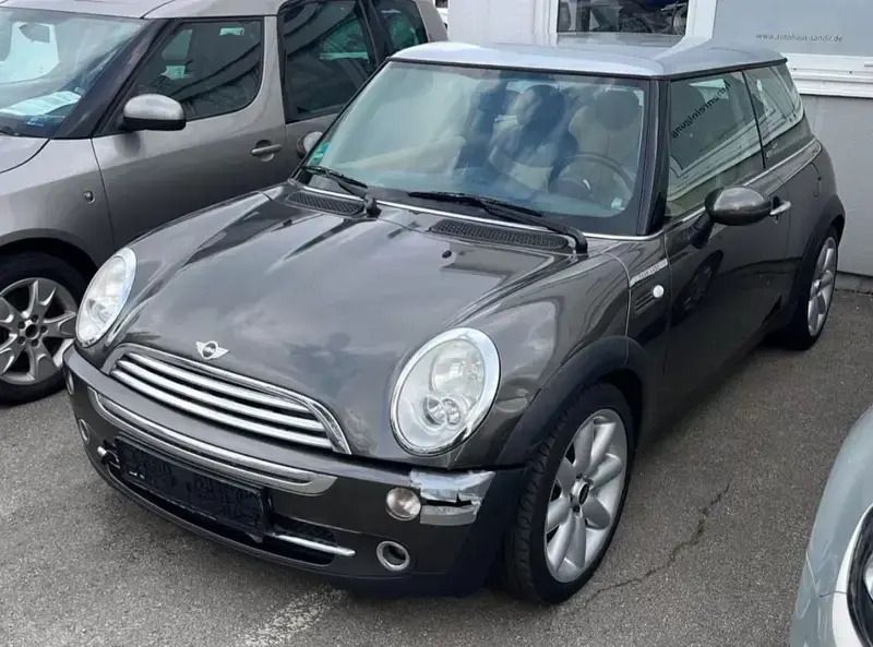 Cinzento Usado 2006 Mini Cooper Coupé Coupé | € 6.990 (Super Preço) - Imagem 1/4