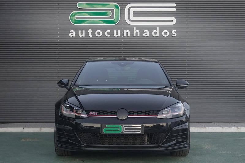 Usado VW Golf VIII GTI 245 HP (180 kW) 2020 Preto
