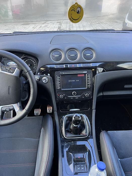 Usado Ford S-MAX S 200 HP (147 kW) 2011 Monovolume