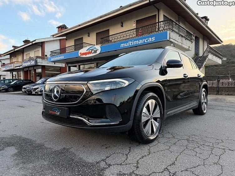 Preto Usado 2021 Mercedes EQA250 Progressive SUV | € 31.990 (Preço justo) - Imagem 1/1
