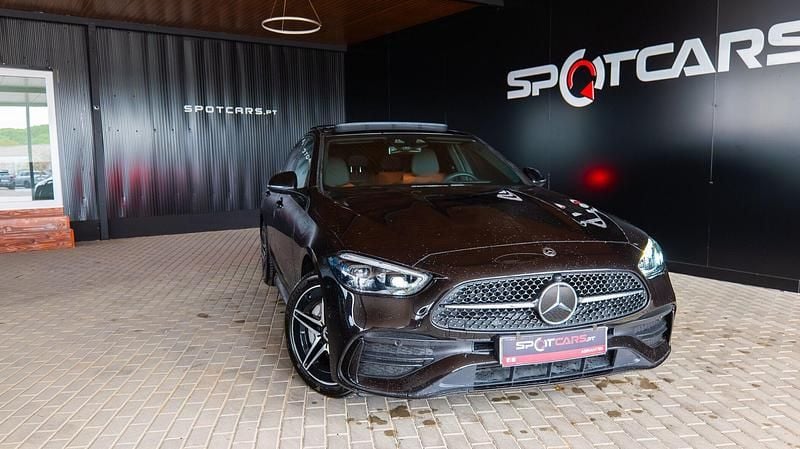 Preto Usado 2025 Mercedes C300 AMG line Sedan | € 61.500 (Preço elevado) - Imagem 1/4