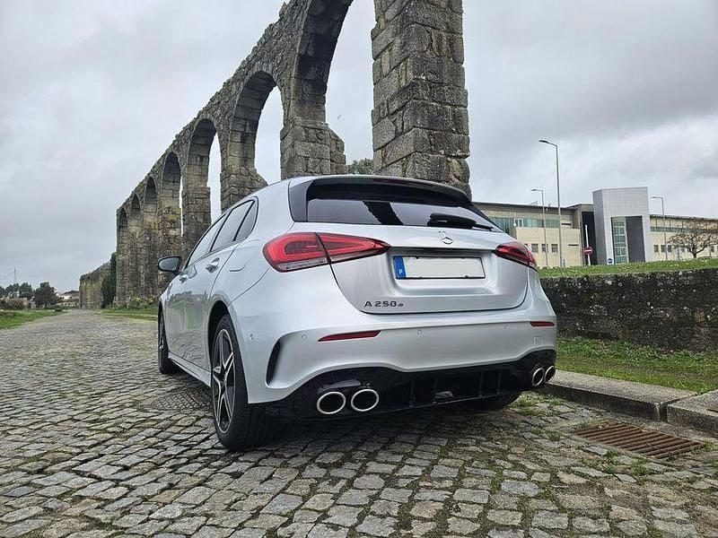 Usado Mercedes A250 218 HP (160 kW) 2023 Sedan