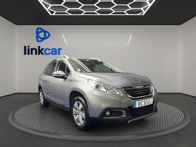Usado Peugeot 2008 100 HP (73 kW) 2016 Cinzento SUV