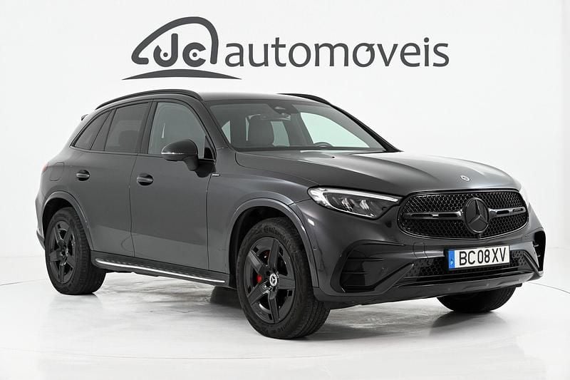 Cinza Usado 2023 Mercedes GLC300 SUV | € 64.500 (Bom preço) - Imagem 1/4