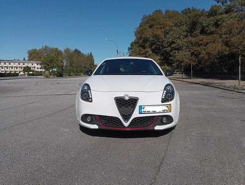 Usado 2017 Alfa Romeo Giulietta Super Citadino | € 13.500 (Preço justo) - Imagem 1/4