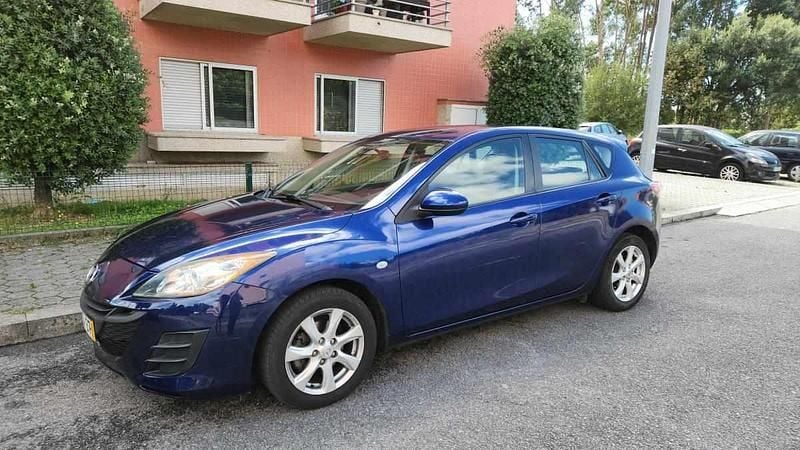 Usado Mazda 3 109 HP (80 kW) 2010 Azul Sedan