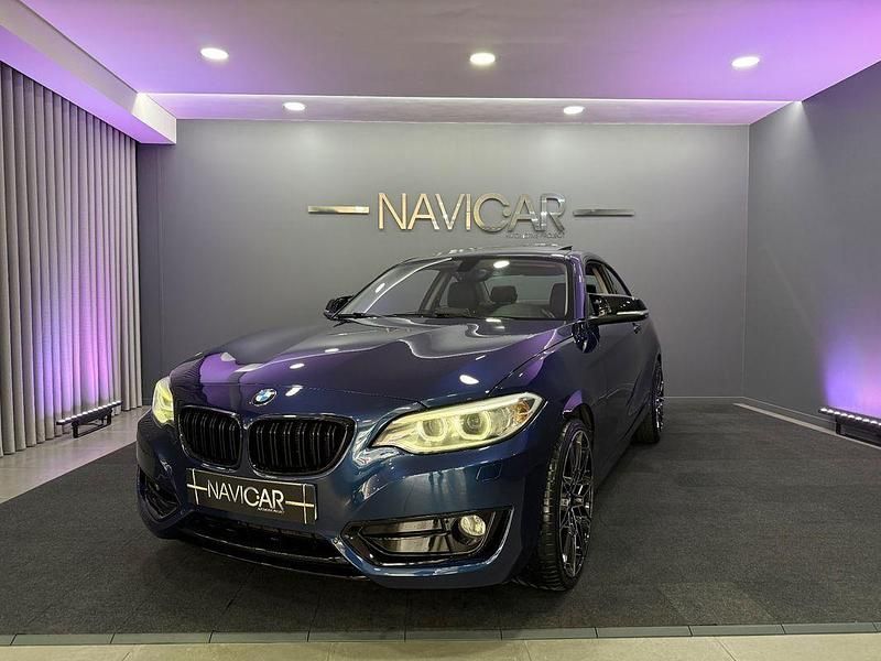 Azul Usado 2014 BMW 218 Sport Line Coupé | € 18.850 - Imagem 1/4