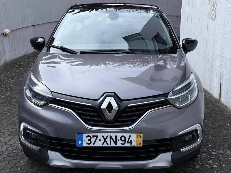 Usado Renault Captur 90 HP (66 kW) 2019 Cinza SUV