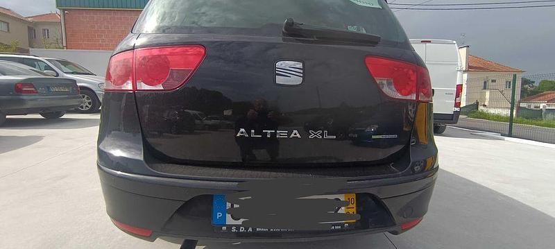 Usado 2010 Seat Altea XL Monovolume | € 4.200 - Imagem 1/4