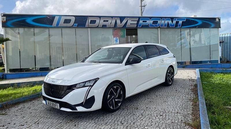 Branco Usado 2023 Peugeot 308 Allure Carrinha | € 17.900 (Super Preço) - Imagem 1/4