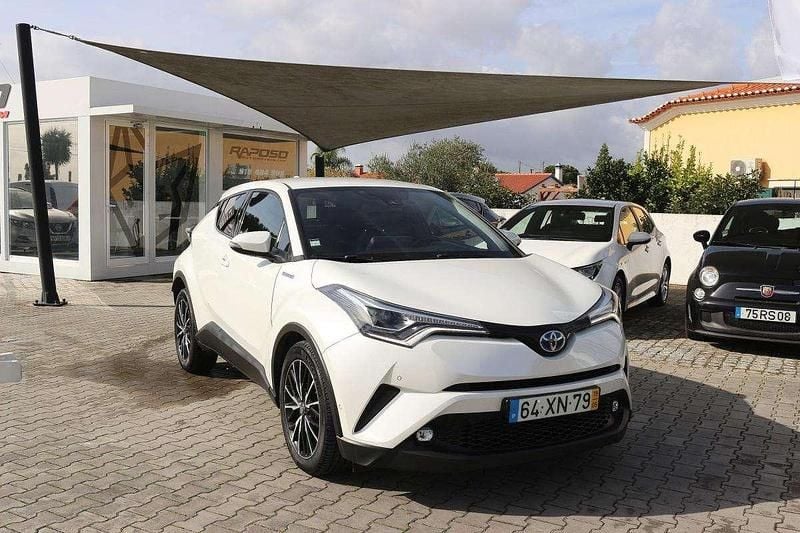 Branco Usado 2019 Toyota C-HR+ SUV | € 22.300 - Imagem 1/4