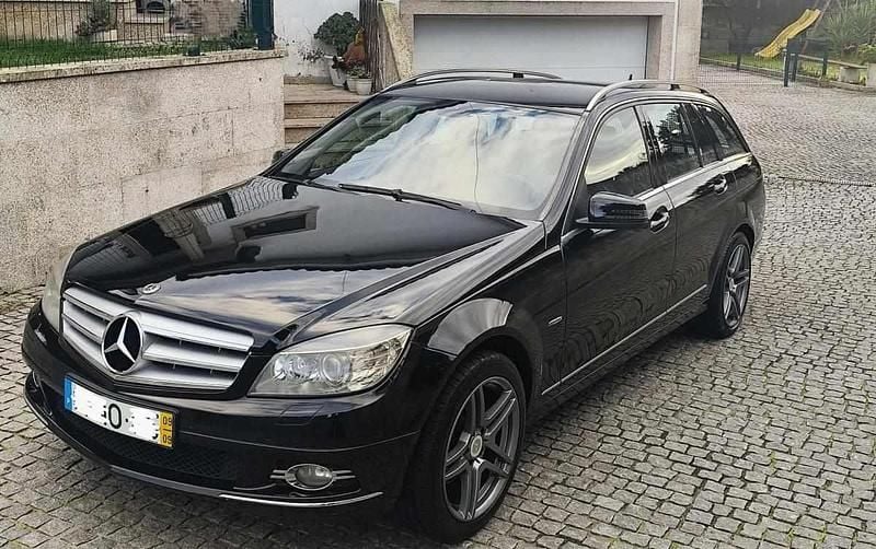 Preto Usado 2009 Mercedes C220 Carrinha | € 7.750 (Preço justo) - Imagem 1/4