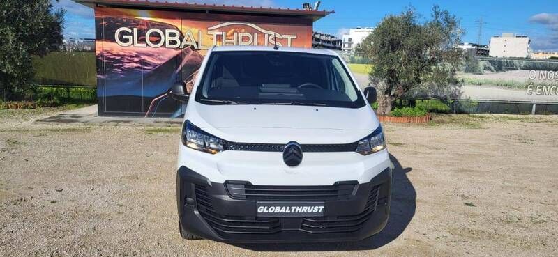 Branco Usado 2023 Citroën Jumpy Monovolume | € 29.900 (Caro) - Imagem 1/4