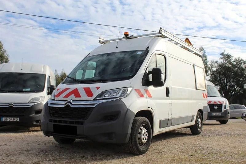 Branco Usado 2016 Citroën Jumper Monovolume | € 13.900 (Bom preço) - Imagem 1/4